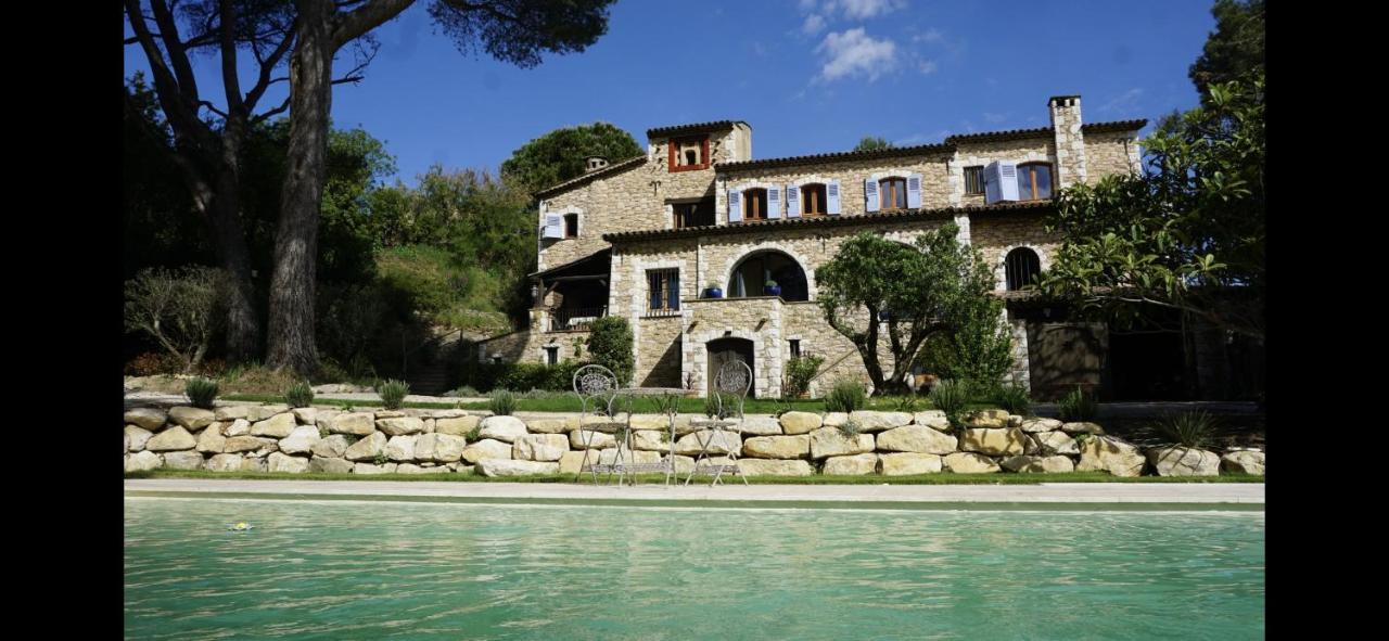 B&B Oasis Des Lavandes - Chambre Coqueliot Villeneuve-lès-Avignon Dış mekan fotoğraf